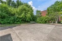 Suburban Studios Brentwood - Nashville - Parkplatz