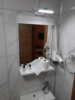 Hotel Kafkasya - 2 Sao