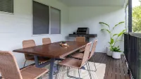 Agnes Break | 3BR · Sauna & Walk to Beach