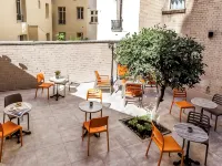 فندق باريس دي إيسي بورت دي فيرسايلس Hotels near الحي السادس عشر - تروكاديرو - باسي