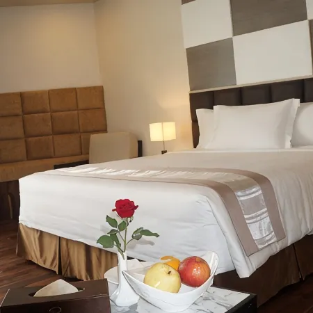 Hotel Parami Отели в г. Янон