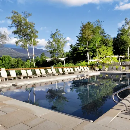 Topnotch Resort