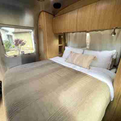 Charming Airstream Wellness Retreat in Wine Country Rooms
