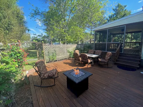 Fabulous 3 Bedroom House. Peaceful, Relaxing Sunnywood Retreat in Chincoteague.