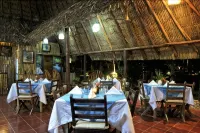 Hotel Rancho Encantado - breakfast
