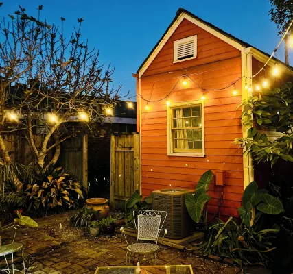 Charming Hideaway - Walk to French Quarter