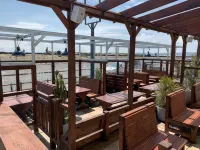 Hoopers Sandy Beach Guest Rooms