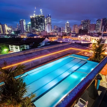 Jade Hotel and Suites