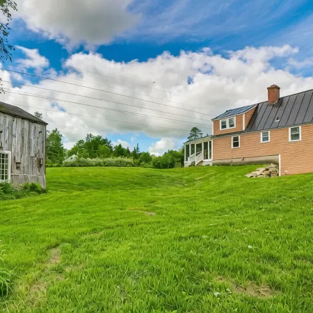 Terrific 3-bedroom cottage with AC in charming Cavendish