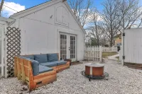 Historic Cape Cod 3BR Home in Sandwich – Walk to Beach & Dining