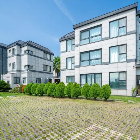 Jeju Aromtarom House Отели рядом с достопримечательностью «Парк Тольхарбан»