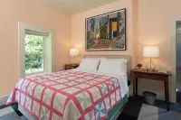 Brisbane House: Restored Historic Stone House in the Country - Homestays