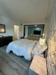 Elegant Apartment