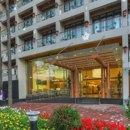 Le Monet Hotel