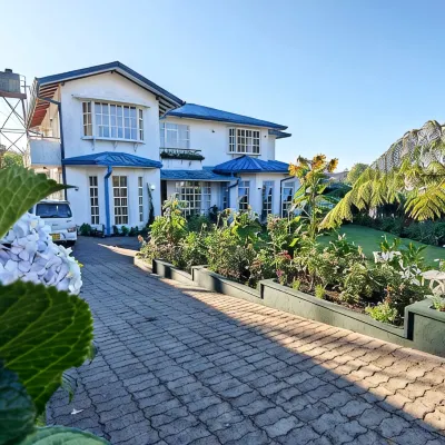 Cloud Nine Retreat Hotels near Lake Gregory