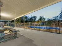 Luxury Retreat with Resort Pool, Home Cinema -  case vacanza in affitto