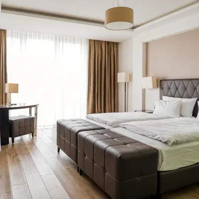 Homaris West Side - Digital Check In Hotels near Botanical Garden