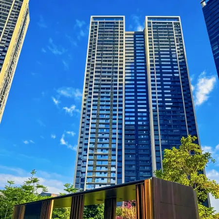 Yi Zhi. High Floor City View Huge-Screen Apartment(Shenzhen North Railway Station, Wanke Yue City)