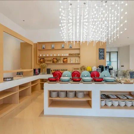 YueHua Hotel