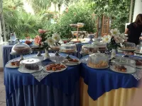 La Piazza Luxury Hotel & Spa - breakfast