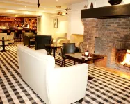 Connemara Coast Hotel - С баром