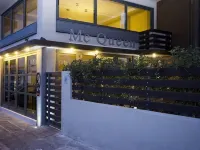 Mc Queen Rooms & Apartments Ξενοδοχεία στην πόλη Vatanex