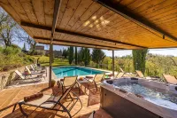 Villa Baiocco Umbrian Farmhouse Private Heated Pool Walking Distance to Town - Homestays