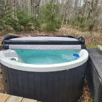 Cozy Cabin in Barss Corner with hot tub. Pet-Friendly!