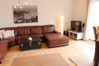 200 m vom Yachthafen Entfernt Ansprechendes 5 Zi. Ferienhaus mit 3 Schlafzimmern - Wifi