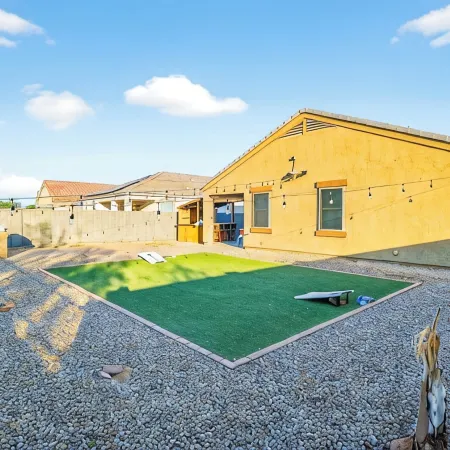 Tropical Desert Oasis. New built! Family friendly. Grill,Tiki bar&Mountain view.