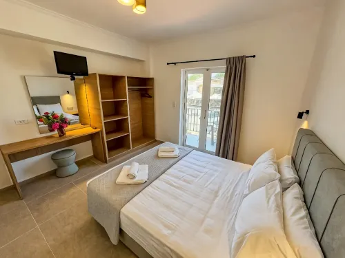 Athina Apartments - Bãi đậu xe