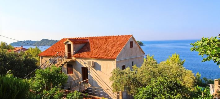 Apartments Bacic Hotels in Blato