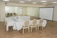 Boardwalk Inn and Suites