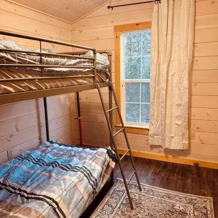 Charming Red Surry Cabin close to Acadia National Park and Bar Harbor