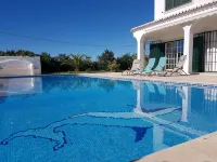 Casa Camaleao with Garden and Pool - Wifi