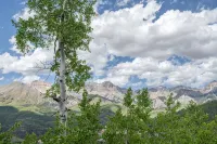 Epic San Sophia Views: Luxury Mtn Village Home, Ski-in/Out & Oxygen Bar, Hot Tub - Wifi