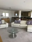 Beachside, stunning apartment with sea and harbour views - 4 stjerner