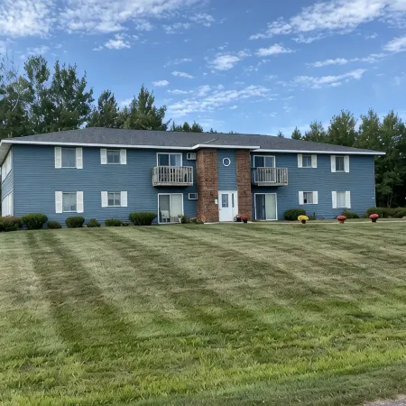 Comfortable suite, great location, easy access to Lake Superior!