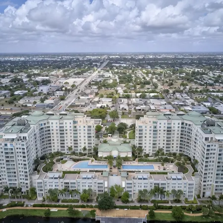 Resort style 1BR/1BA condo