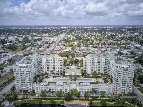 Resort style 1BR/1BA condo