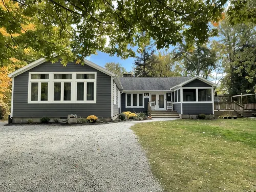In Union Pier! The Keeley Ranch by the beach: 5-bedrooms+jacuzzi+yard+parking - Homestays