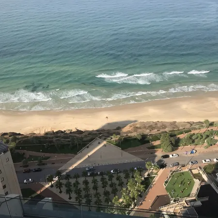Ocean view mini penthouse on the 30th floor