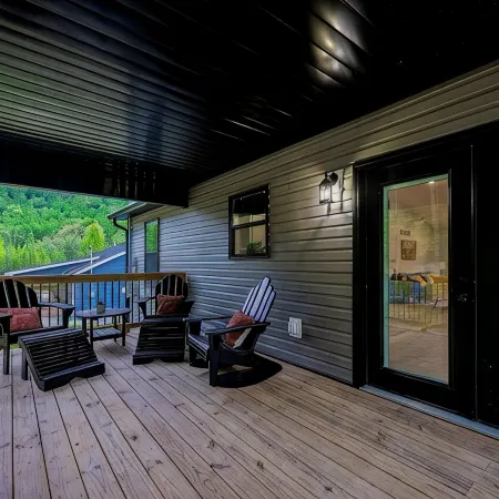 Red River Gorge, High Speed Wi-Fi, KY Dragway, Hollerwood Stay