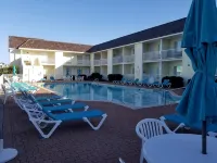 Hatteras 1 Bedroom Condo with Pool  Best Beaches are at the End!!!  Ground Floor - ヴィラ