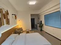 Shiguang Yizhan Homestay (Pingdingshan Railway Station)