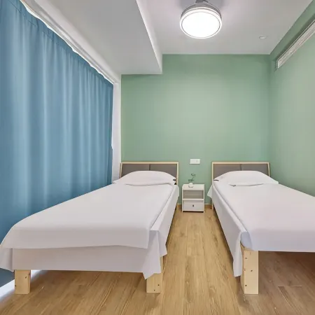 Shengxia Guangnian Hostel