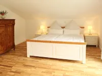 Cozy holiday home with a magnificent view 奧沃拉特酒店