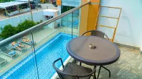 Venus Royale Hotel Coron - Pools