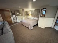 Broad Street Studio-LOCATION! walk to town - Wifi