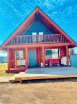 Stay at this super, cozy, country cabin in Caldwell, Idaho off of I84. - 3-Star
